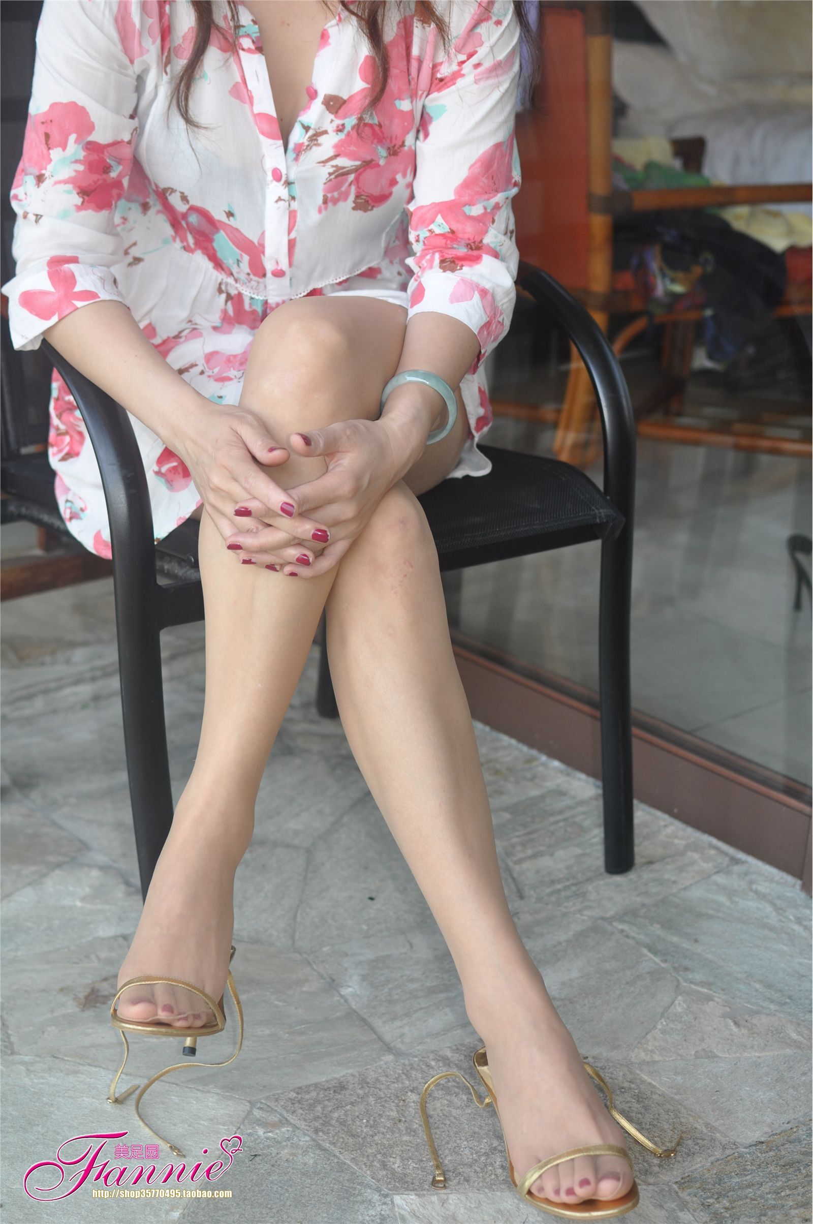 夏日天堂（金色旋律肉丝） 芬妮高清丝足